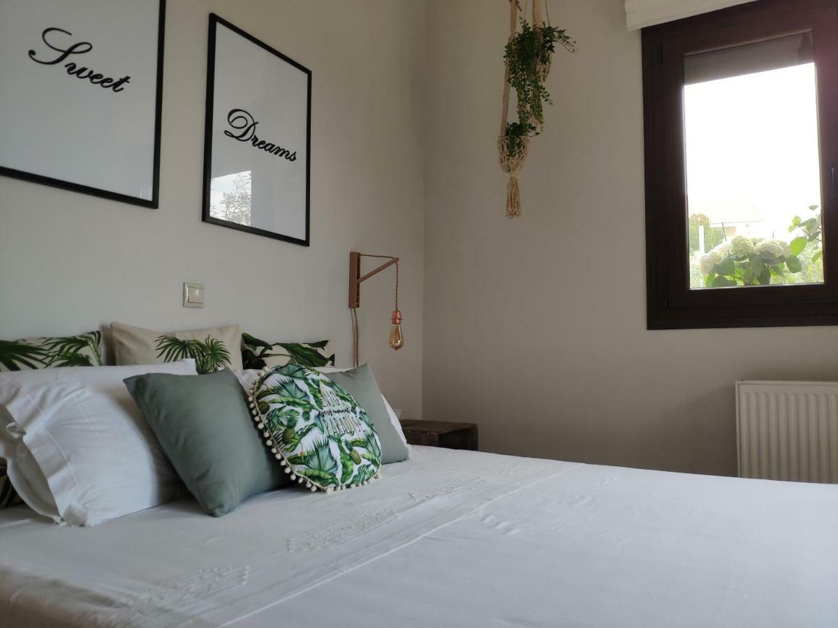 Olive Tree Cottage 2 Неа-Перамос Экстерьер фото