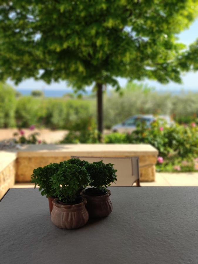 Olive Tree Cottage 2 Неа-Перамос Экстерьер фото